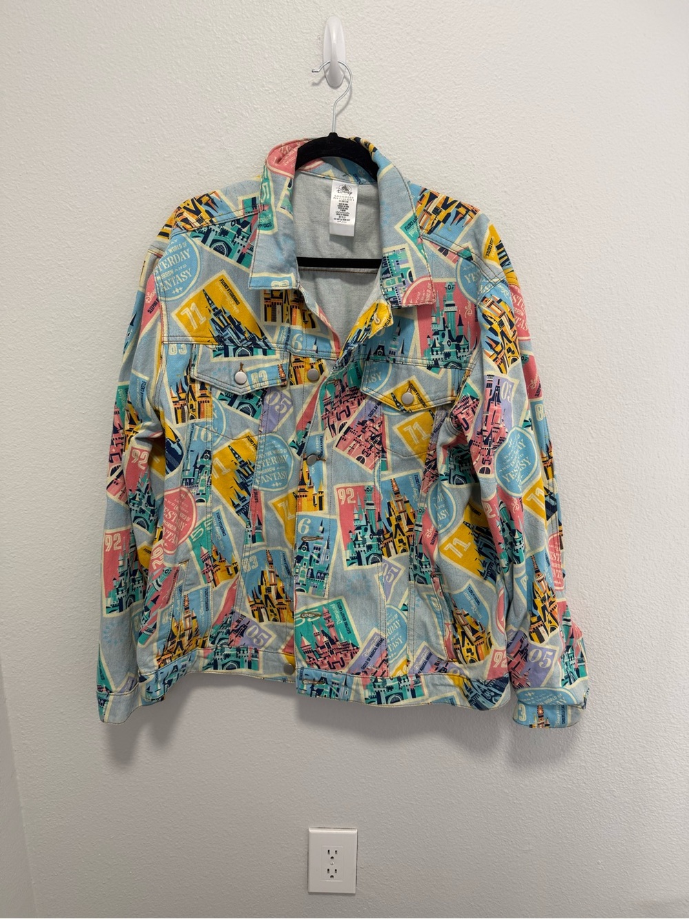 Disney Multi-Color Castle Patchwork Jean Jacket Size X Large
